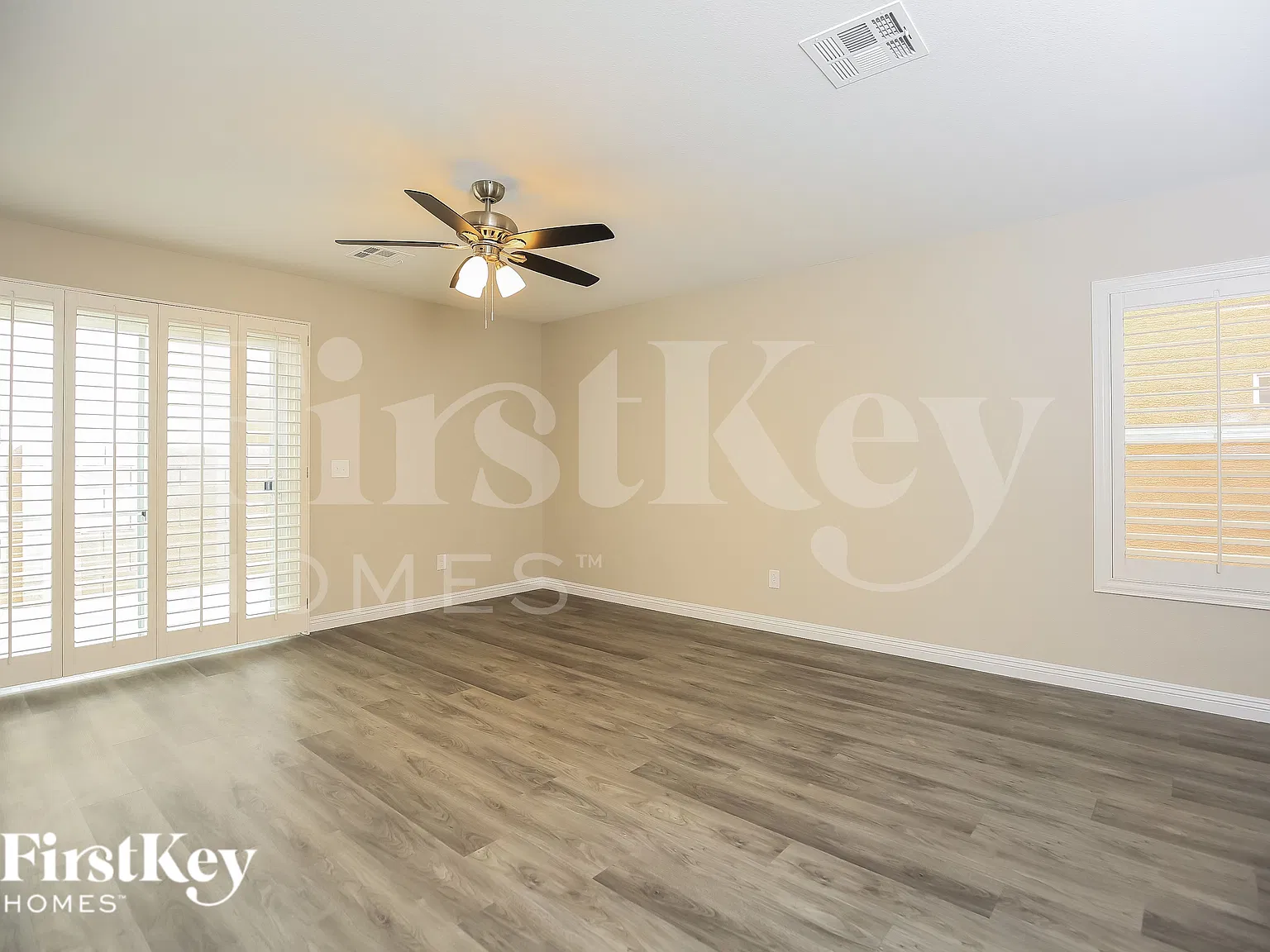 3 bed, 2.5 bath, 1521 sqft, $2,145 — Photo 4
