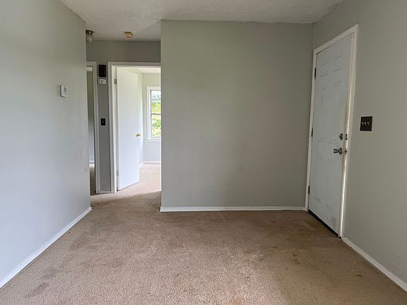3rd image of 4313 SE 38th St
