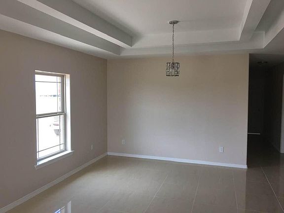 5th image of 1213 Escondido Ln W APT B