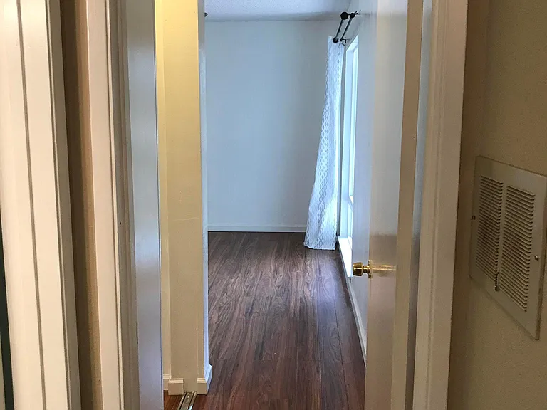 2600 Laguna Cir #E — Photo 18