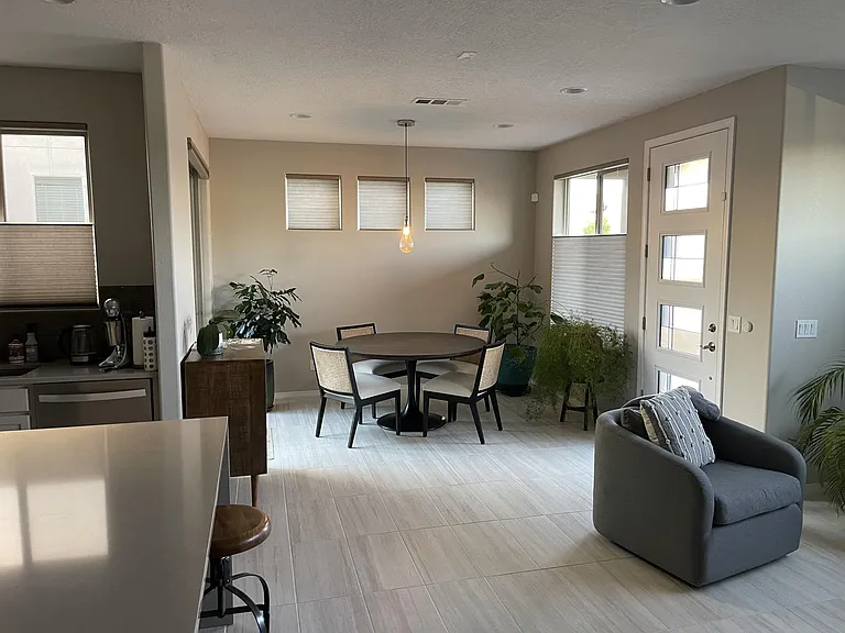 4924 Venado Peak — Photo 4