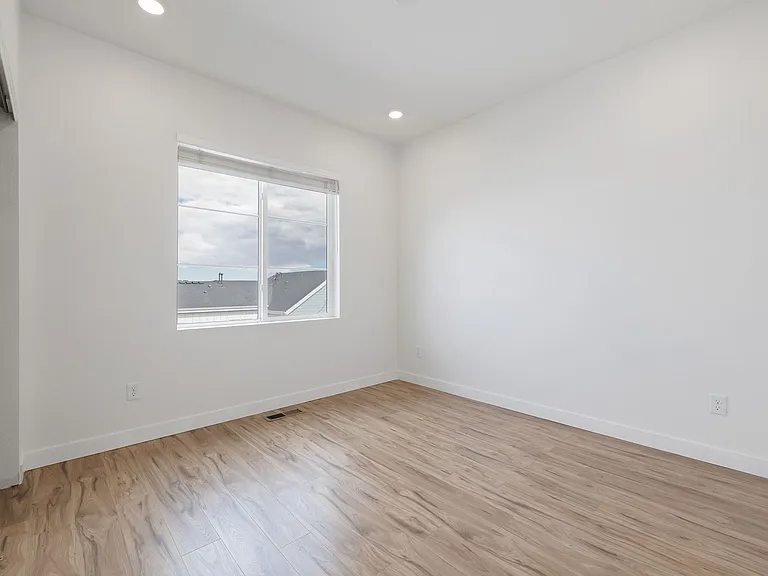 8806 Fraser River Loop — Photo 21