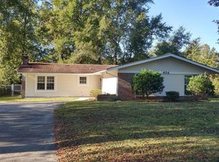 404 Estate Dr, Jacksonville, NC 28540