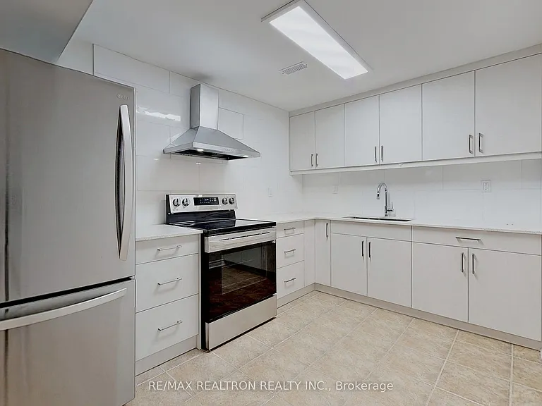 126 Brahms Ave #BASEM — Photo 6