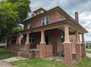 340 W King St, Abbottstown, PA 17301