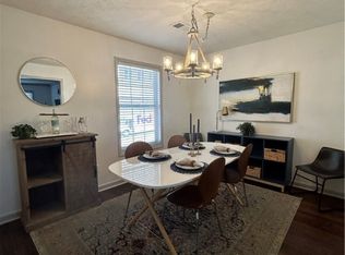 233 W Glenn Ave APT 14, Auburn, AL 36830