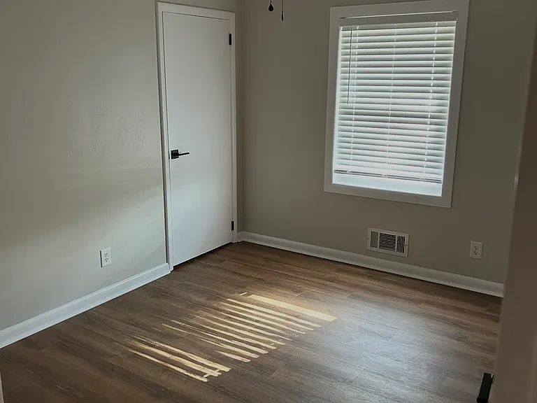 909 Charles Scott Dr — Photo 19