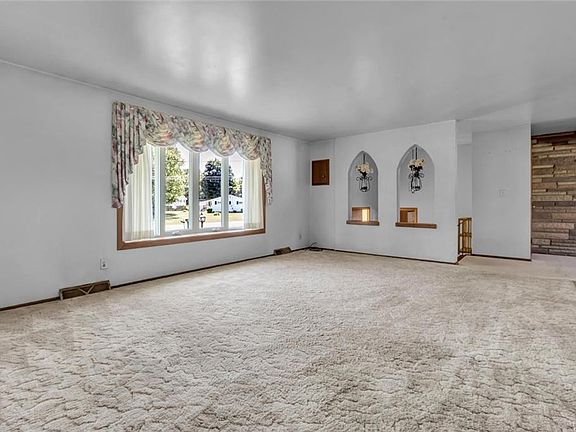 5th image of 11694 Shannon Dr