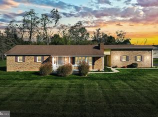 871 Irishtown Rd, New Oxford, PA 17350