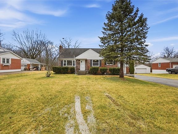 3rd image of 1421 Seminole Ave