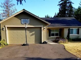 10 E Swallow Ct, Allyn, WA 98524