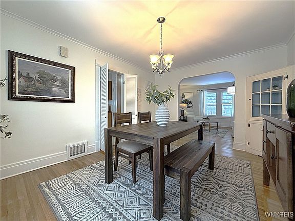 4th image of 50 Delwood Rd