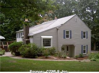 17 Kings Grant Rd, Clinton, CT 06413