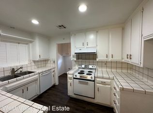 321 Pine Dr, Taft, CA 93268