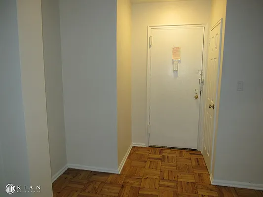 Rented by Kian Realty | media 9