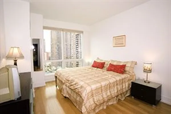 Rented by Douglas Elliman | media 92