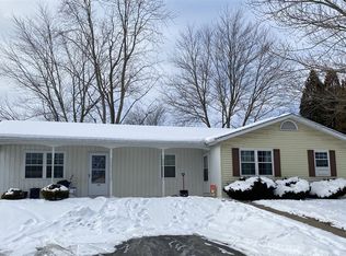 1422 Peachtree Dr, Ashland, OH 44805