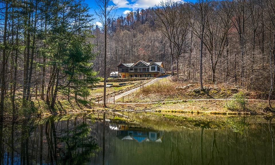 1st image of 120 Cohutta Ranch Rd
