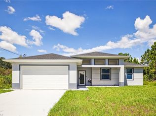 524 Fairfax AVE, LEHIGH ACRES, FL 33974