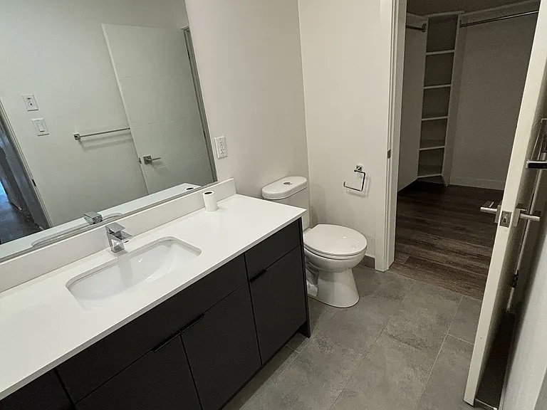 5623 Fenwick St #AYA404 — Photo 13