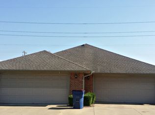 1404 Fianna Place Ct, Fort Smith, AR 72908
