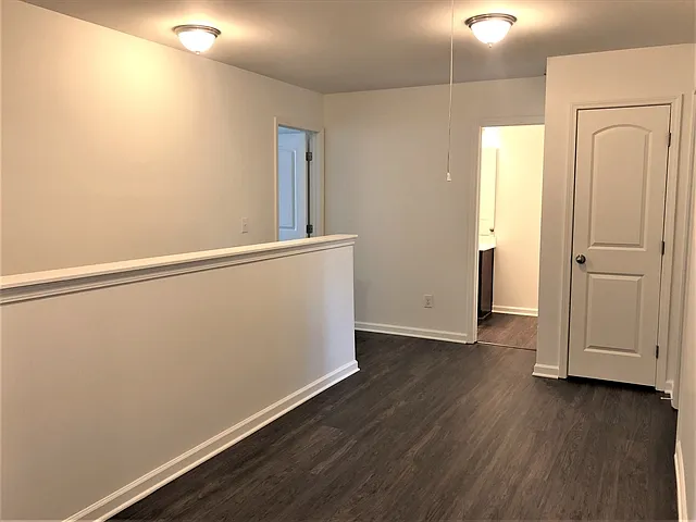 305 Switchback St — Photo 8
