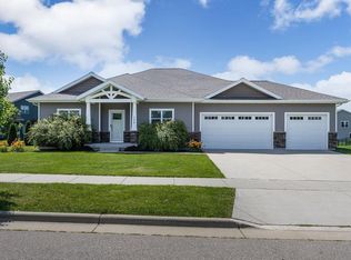 1378 Bunker Hill Dr, Sun Prairie, WI 53590