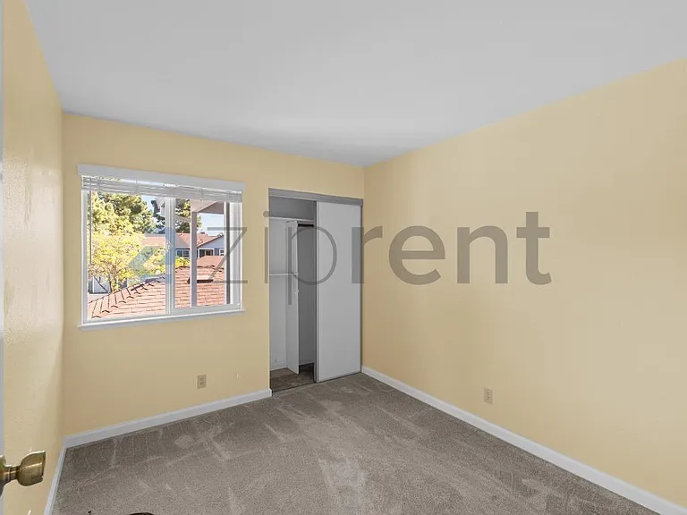 1894 Shirley Dr — Photo 15