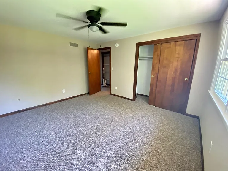 435 Baker Dr #B — Photo 11