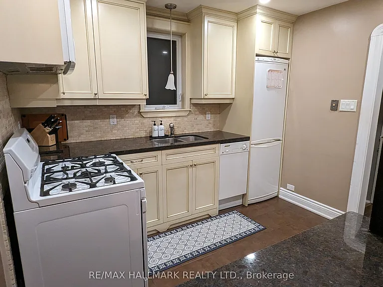 342 Whitmore Ave — Photo 7