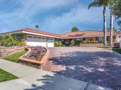 5602 W 63rd St, Los Angeles, CA, 90056