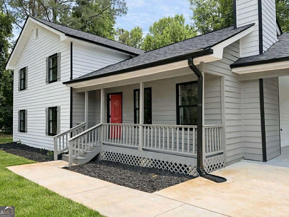 1st image of 355 Oak Hill Cir