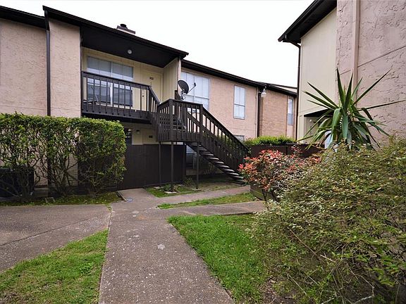 2nd image of 1500 Bay Area Blvd #194