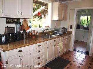 88 Canyon Rd, Fairfax, CA 94930