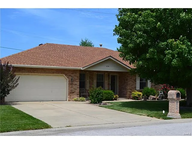 424 Saint Sabre Dr photo 1