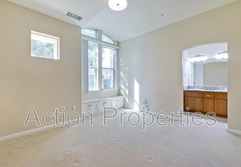 169 Bel Air Ct — Photo 11