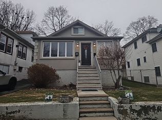 70 Starbuck St, Staten Island, NY 10304