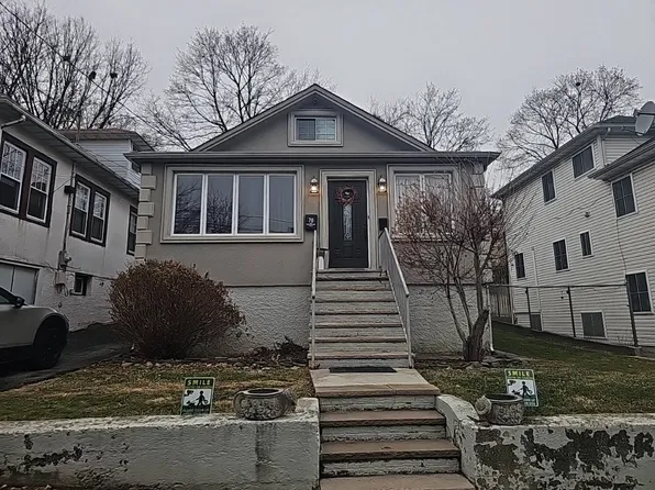 70 Starbuck St, Staten Island, NY 10304