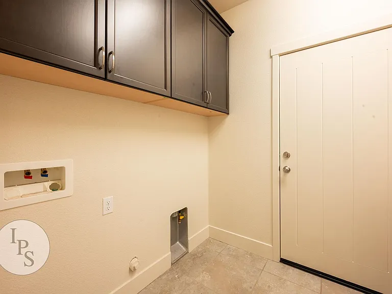 3245 Lexington Ave — Photo 23