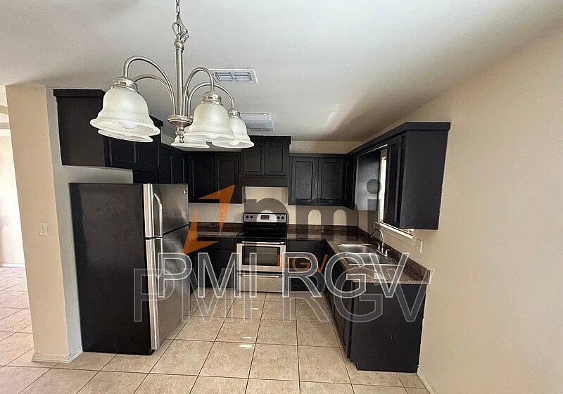 2204 Taxco Ct — Photo 4