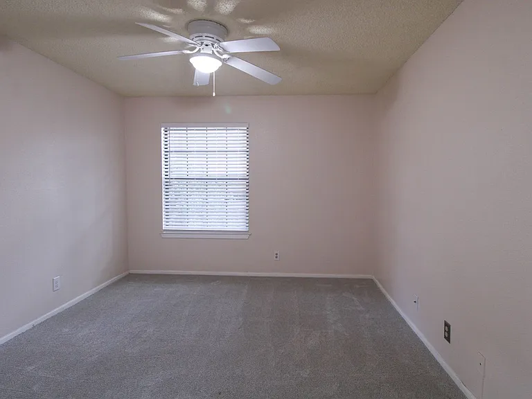 13018 Heimer Rd #210 — Photo 14