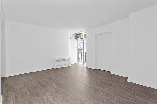 88 Fulton St #L9 Photo 1