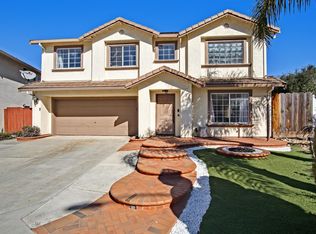 11 Bison Cir, Salinas, CA