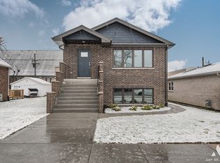 9804 S Artesian Ave, Evergreen Park, IL 60805
