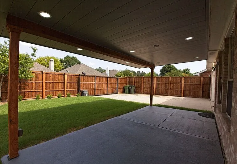 9220 Norman Dr — Photo 3