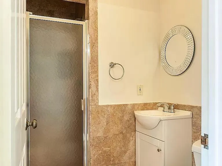 732 Portola Ave — Photo 9