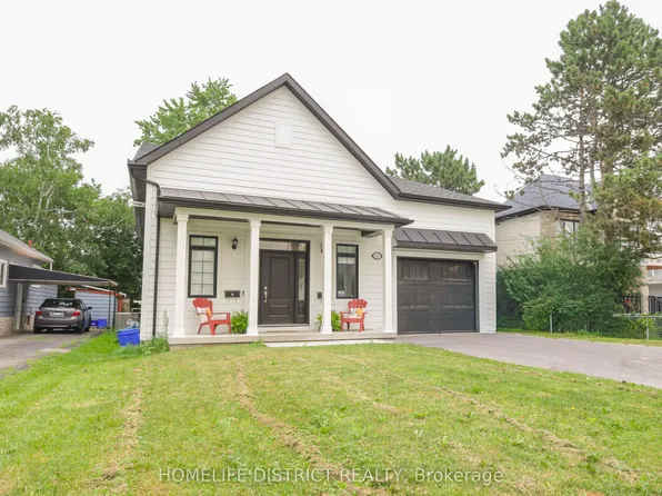 127 Gibbons St, Oshawa, ON L1J 4Y1