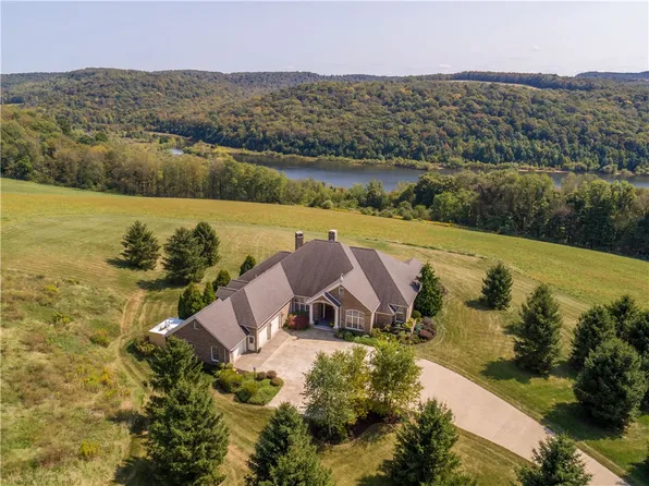 135 Stevens Rd, Ebensburg, PA 15931