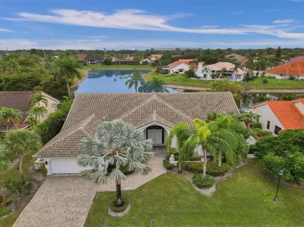 7035 Montrico Dr, Boca Raton, FL 33433