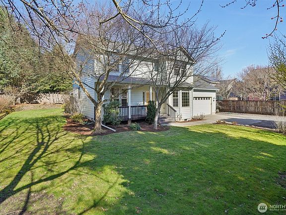 3rd image of 2208 NE 104th Street